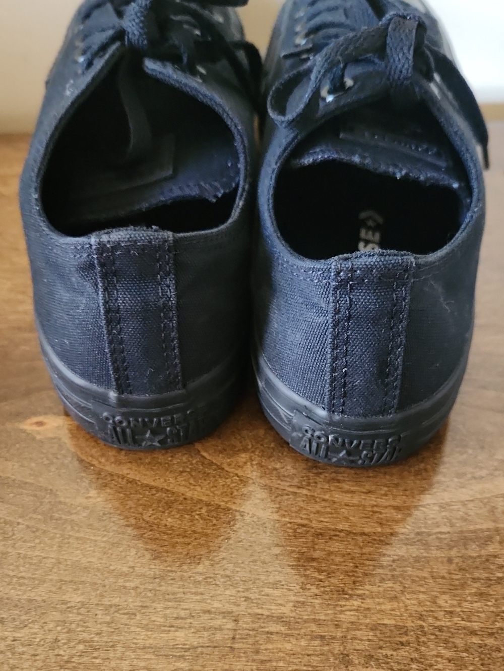 Converse Unisex Classic Black Canvas Low-Top Sneakers Women's Size 8.5 - Picture 5 of 10